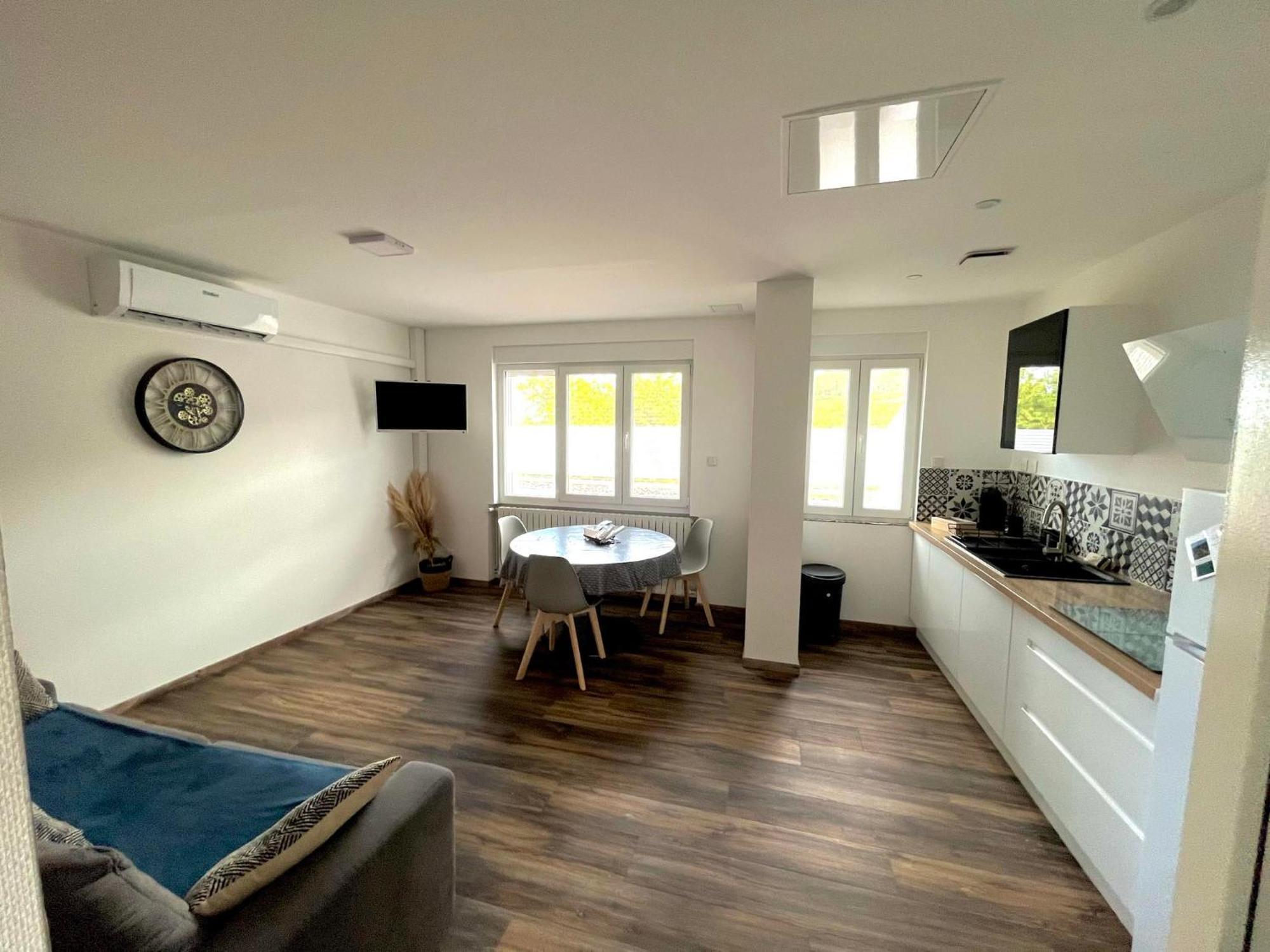 Gm Gite Maison Neuve Et Tout Confort Lucey Exterior foto